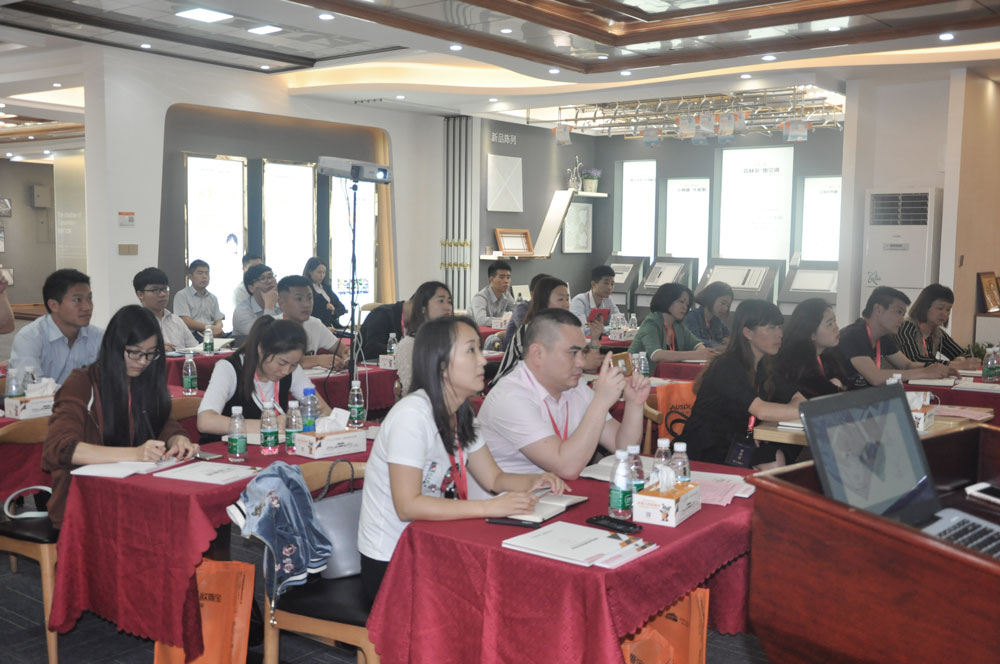 2018年歐斯寶商學(xué)院第一期精英培訓(xùn)班正式開課