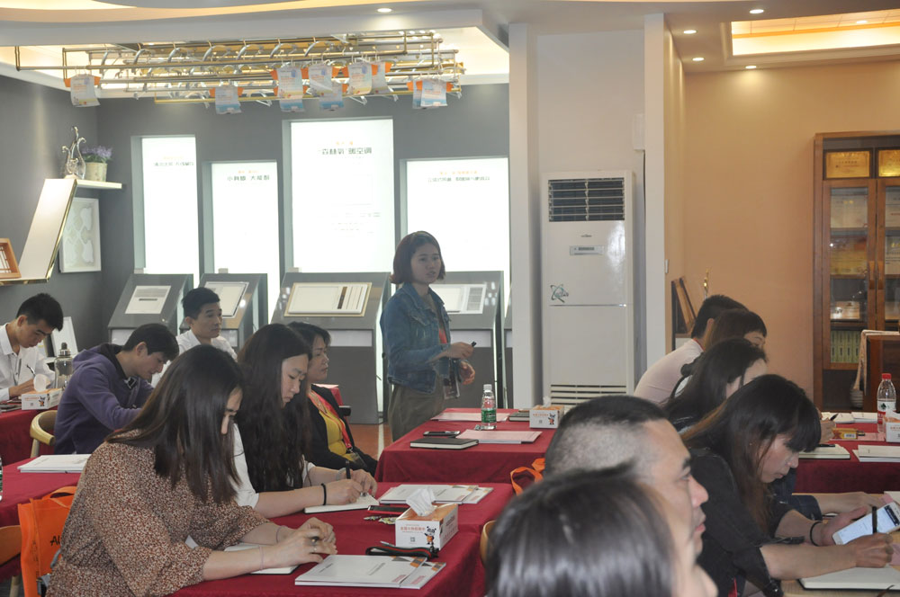 歐斯寶商學(xué)院，發(fā)揮精品班優(yōu)勢(shì)，高效提升培訓(xùn)效果