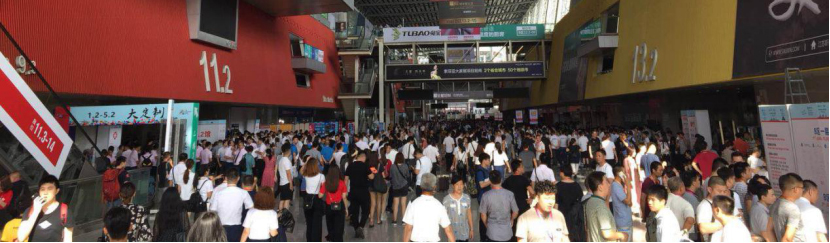 建博會(huì)現(xiàn)場(chǎng)人員