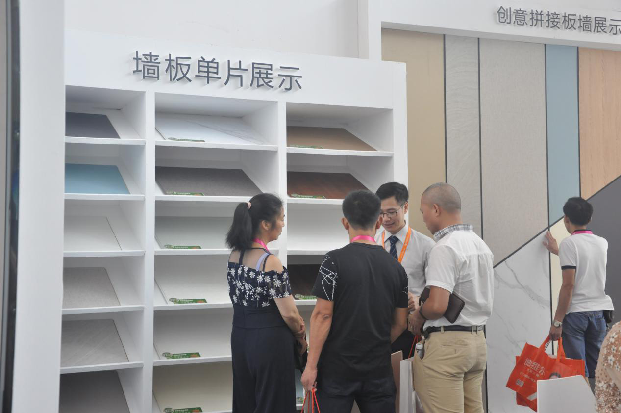 墻板單品展示平臺(tái)吊頂