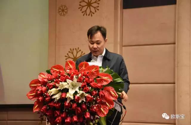 ”聚創(chuàng)·2017“經(jīng)銷商大會(huì)暨新品發(fā)布會(huì)在穗隆重召開